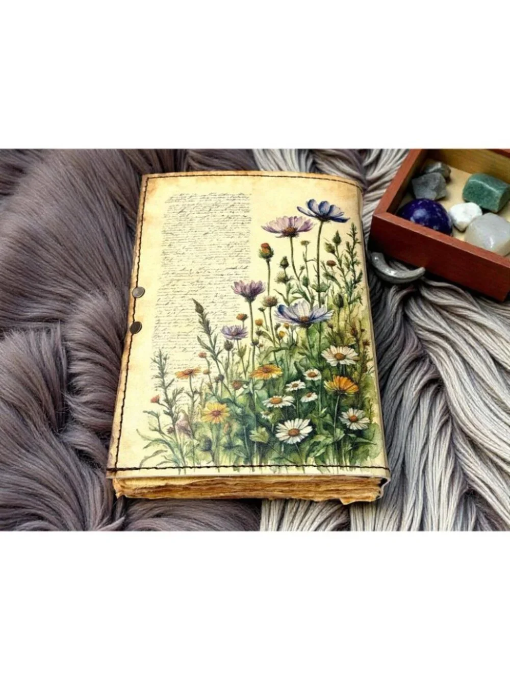 Sakura Vintage Leather Journal Wildflower Botanical Deckle Paper 7x5 Metal Clasp